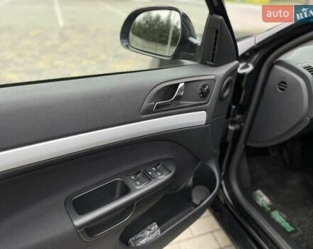 Черный Шкода Октавия, объемом двигателя 1.4 л и пробегом 274 тыс. км за 6950 $, фото 14 на Automoto.ua