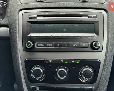 Чорний Шкода Октавія, об'ємом двигуна 1.6 л та пробігом 114 тис. км за 8299 $, фото 64 на Automoto.ua