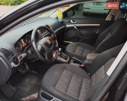 Чорний Шкода Октавія, об'ємом двигуна 1.6 л та пробігом 303 тис. км за 8200 $, фото 11 на Automoto.ua