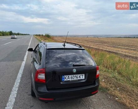 Черный Шкода Октавия, объемом двигателя 1.6 л и пробегом 260 тыс. км за 8500 $, фото 4 на Automoto.ua