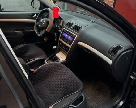 Чорний Шкода Октавія, об'ємом двигуна 1.39 л та пробігом 140 тис. км за 7500 $, фото 7 на Automoto.ua