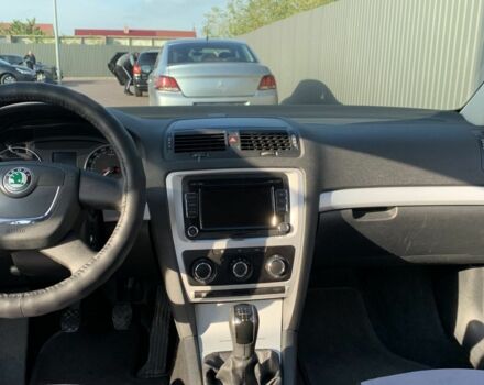 Чорний Шкода Октавія, об'ємом двигуна 1.6 л та пробігом 160 тис. км за 9200 $, фото 15 на Automoto.ua
