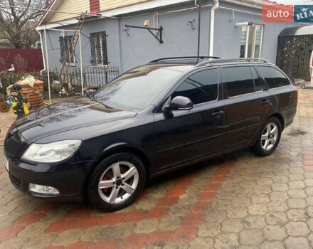 Черный Шкода Октавия, объемом двигателя 1.6 л и пробегом 275 тыс. км за 7800 $, фото 2 на Automoto.ua