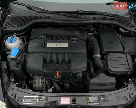 Черный Шкода Октавия, объемом двигателя 1.6 л и пробегом 176 тыс. км за 7550 $, фото 15 на Automoto.ua