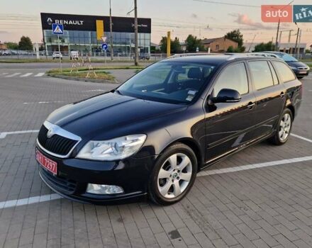 Черный Шкода Октавия, объемом двигателя 1.4 л и пробегом 233 тыс. км за 7750 $, фото 2 на Automoto.ua
