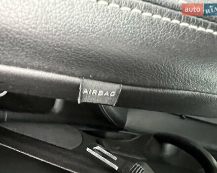 Черный Шкода Октавия, объемом двигателя 2 л и пробегом 265 тыс. км за 11950 $, фото 52 на Automoto.ua