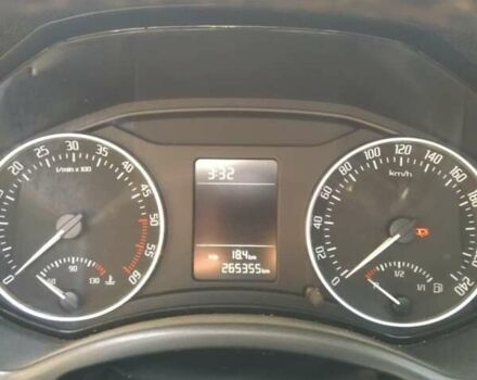 Черный Шкода Октавия, объемом двигателя 1.6 л и пробегом 265 тыс. км за 7650 $, фото 4 на Automoto.ua