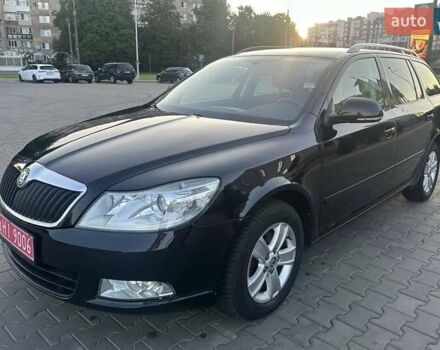 Черный Шкода Октавия, объемом двигателя 1.8 л и пробегом 242 тыс. км за 7700 $, фото 4 на Automoto.ua