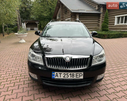 Черный Шкода Октавия, объемом двигателя 1.6 л и пробегом 224 тыс. км за 7500 $, фото 4 на Automoto.ua