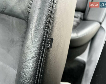 Черный Шкода Октавия, объемом двигателя 2 л и пробегом 229 тыс. км за 11650 $, фото 60 на Automoto.ua