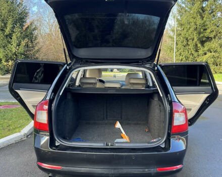 Чорний Шкода Октавія, об'ємом двигуна 1.6 л та пробігом 276 тис. км за 9300 $, фото 6 на Automoto.ua