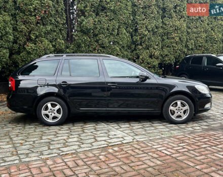 Черный Шкода Октавия, объемом двигателя 1.4 л и пробегом 229 тыс. км за 7800 $, фото 2 на Automoto.ua