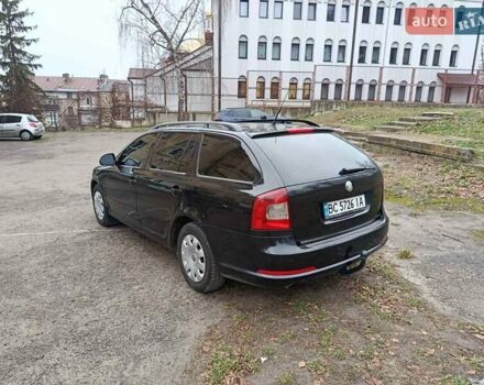Черный Шкода Октавия, объемом двигателя 1.6 л и пробегом 258 тыс. км за 8600 $, фото 2 на Automoto.ua