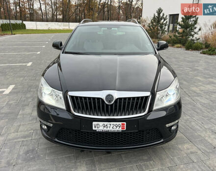 Черный Шкода Октавия, объемом двигателя 2 л и пробегом 265 тыс. км за 11950 $, фото 4 на Automoto.ua