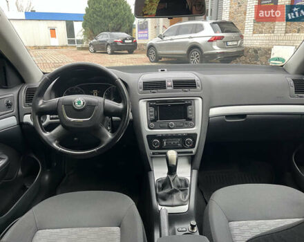 Черный Шкода Октавия, объемом двигателя 1.4 л и пробегом 229 тыс. км за 7800 $, фото 21 на Automoto.ua