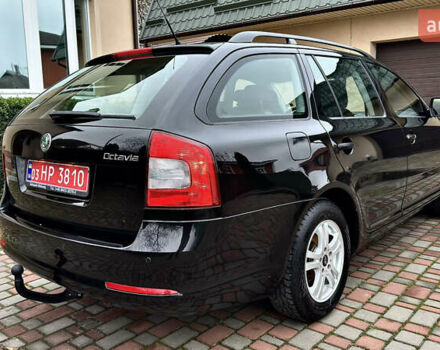 Чорний Шкода Октавія, об'ємом двигуна 1.6 л та пробігом 114 тис. км за 8299 $, фото 10 на Automoto.ua