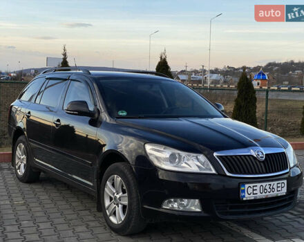 Черный Шкода Октавия, объемом двигателя 1.6 л и пробегом 300 тыс. км за 7400 $, фото 4 на Automoto.ua