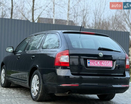 Черный Шкода Октавия, объемом двигателя 1.6 л и пробегом 202 тыс. км за 7490 $, фото 100 на Automoto.ua