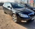 Черный Шкода Октавия, объемом двигателя 1.39 л и пробегом 201 тыс. км за 7700 $, фото 1 на Automoto.ua