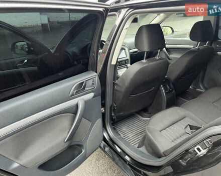 Черный Шкода Октавия, объемом двигателя 1.6 л и пробегом 315 тыс. км за 7200 $, фото 8 на Automoto.ua