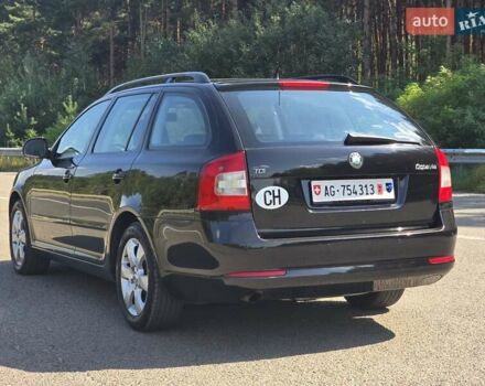 Черный Шкода Октавия, объемом двигателя 1.6 л и пробегом 212 тыс. км за 9299 $, фото 3 на Automoto.ua