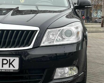 Черный Шкода Октавия, объемом двигателя 1.8 л и пробегом 188 тыс. км за 9200 $, фото 5 на Automoto.ua