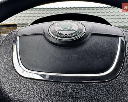 Чорний Шкода Октавія, об'ємом двигуна 1.6 л та пробігом 114 тис. км за 8299 $, фото 57 на Automoto.ua