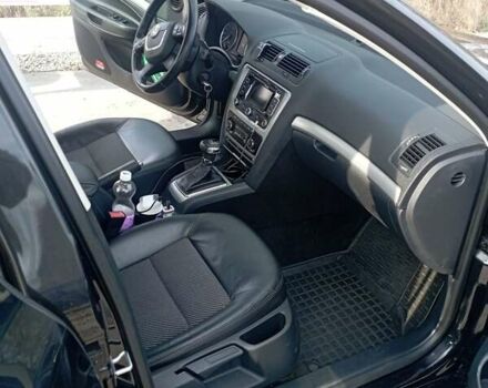 Чорний Шкода Октавія, об'ємом двигуна 1.6 л та пробігом 218 тис. км за 10200 $, фото 22 на Automoto.ua