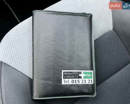 Чорний Шкода Октавія, об'ємом двигуна 2 л та пробігом 267 тис. км за 11850 $, фото 110 на Automoto.ua