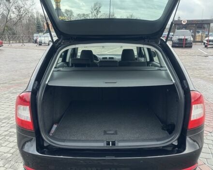 Черный Шкода Октавия, объемом двигателя 0 л и пробегом 233 тыс. км за 8199 $, фото 5 на Automoto.ua