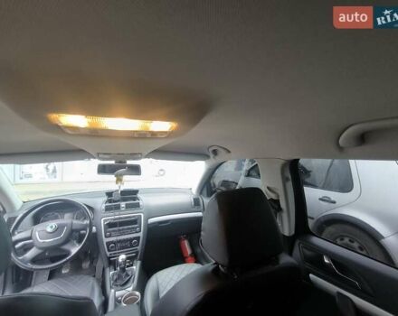 Черный Шкода Октавия, объемом двигателя 1.4 л и пробегом 215 тыс. км за 7300 $, фото 5 на Automoto.ua