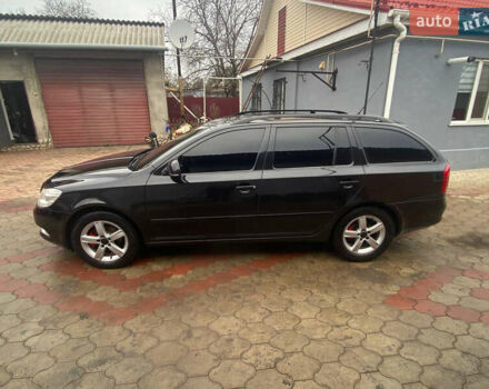 Черный Шкода Октавия, объемом двигателя 1.6 л и пробегом 275 тыс. км за 7800 $, фото 3 на Automoto.ua