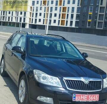 Черный Шкода Октавия, объемом двигателя 1.6 л и пробегом 260 тыс. км за 7650 $, фото 1 на Automoto.ua