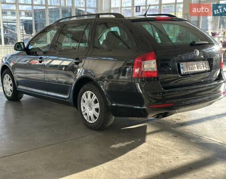 Шкода Октавия 2010 в Николаеве на Automoto.ua Черный Шкода Октавия, объемом двигателя 1.8 л и пробегом 232 тыс. км за 6650 $, фото 1 на Automoto.ua
