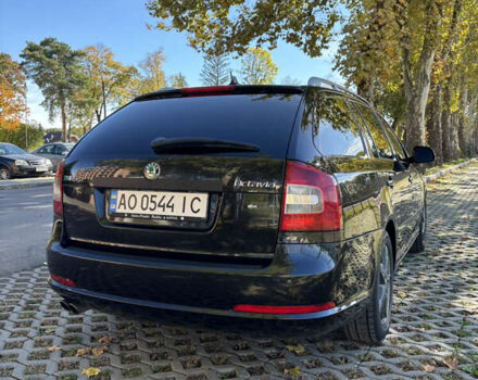 Шкода Октавия 2010 в Мукачеве на Automoto.ua Черный Шкода Октавия, объемом двигателя 1.98 л и пробегом 220 тыс. км за 9000 $, фото 4 на Automoto.ua