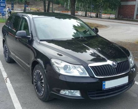 Чорний Шкода Октавія, об'ємом двигуна 1.6 л та пробігом 320 тис. км за 8000 $, фото 7 на Automoto.ua