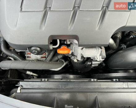 Черный Шкода Октавия, объемом двигателя 2 л и пробегом 265 тыс. км за 11950 $, фото 93 на Automoto.ua