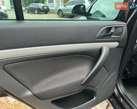 Черный Шкода Октавия, объемом двигателя 1.4 л и пробегом 229 тыс. км за 7800 $, фото 18 на Automoto.ua