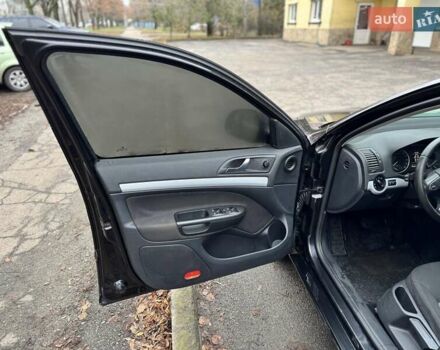 Черный Шкода Октавия, объемом двигателя 1.6 л и пробегом 305 тыс. км за 7600 $, фото 12 на Automoto.ua