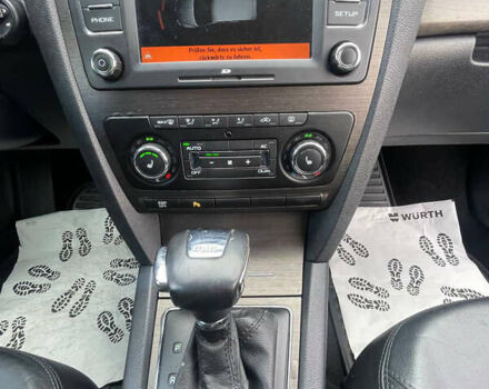 Чорний Шкода Октавія, об'ємом двигуна 2 л та пробігом 223 тис. км за 8999 $, фото 39 на Automoto.ua