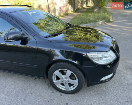 Черный Шкода Октавия, объемом двигателя 1.8 л и пробегом 314 тыс. км за 7300 $, фото 2 на Automoto.ua