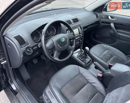 Чорний Шкода Октавія, об'ємом двигуна 1.8 л та пробігом 158 тис. км за 8700 $, фото 29 на Automoto.ua