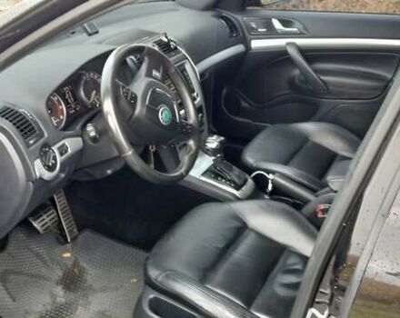 Черный Шкода Октавия, объемом двигателя 2 л и пробегом 220 тыс. км за 10500 $, фото 12 на Automoto.ua