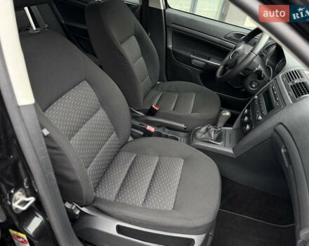 Черный Шкода Октавия, объемом двигателя 1.6 л и пробегом 157 тыс. км за 9000 $, фото 32 на Automoto.ua