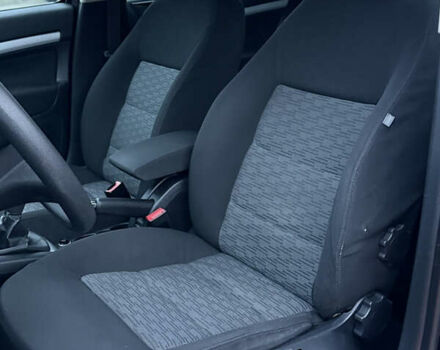 Черный Шкода Октавия, объемом двигателя 1.6 л и пробегом 202 тыс. км за 7490 $, фото 26 на Automoto.ua