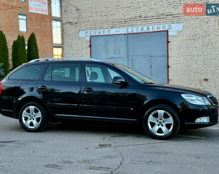 Черный Шкода Октавия, объемом двигателя 1.4 л и пробегом 176 тыс. км за 5999 $, фото 4 на Automoto.ua