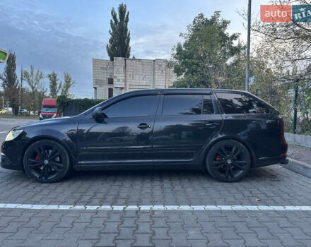 Черный Шкода Октавия, объемом двигателя 2 л и пробегом 255 тыс. км за 9000 $, фото 3 на Automoto.ua
