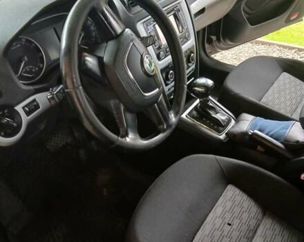 Черный Шкода Октавия, объемом двигателя 1.2 л и пробегом 283 тыс. км за 7900 $, фото 7 на Automoto.ua