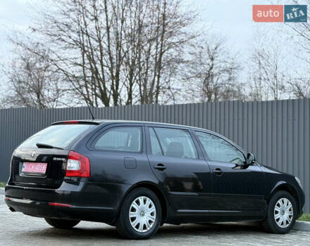 Черный Шкода Октавия, объемом двигателя 1.6 л и пробегом 202 тыс. км за 7490 $, фото 94 на Automoto.ua