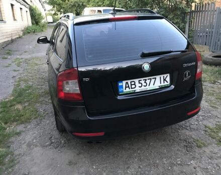 Черный Шкода Октавия, объемом двигателя 2 л и пробегом 267 тыс. км за 8500 $, фото 4 на Automoto.ua